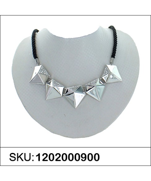 Necklace White